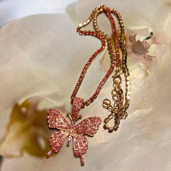 Hip Hop Rhinestone Pink Butterfly 🦋 Necklace - Picture 5 of 6